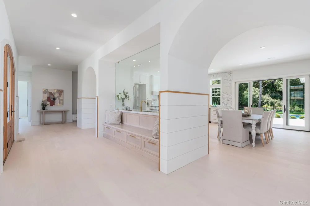 1475 Laurel Avenue Southold, NY 11971