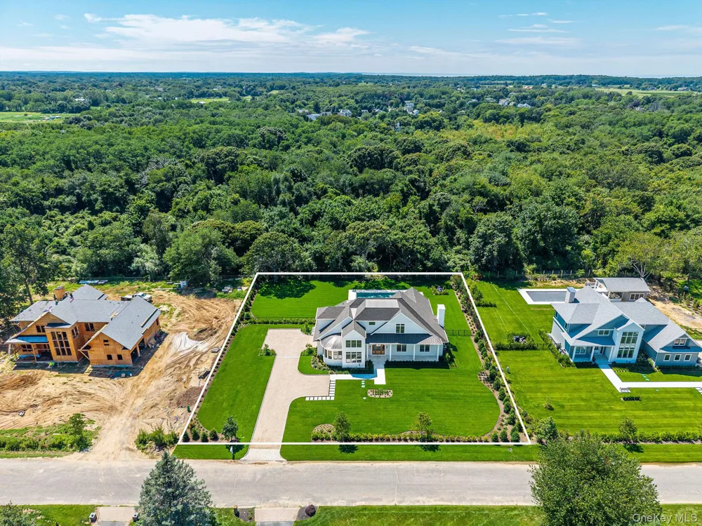 1475 Laurel Avenue Southold, NY 11971