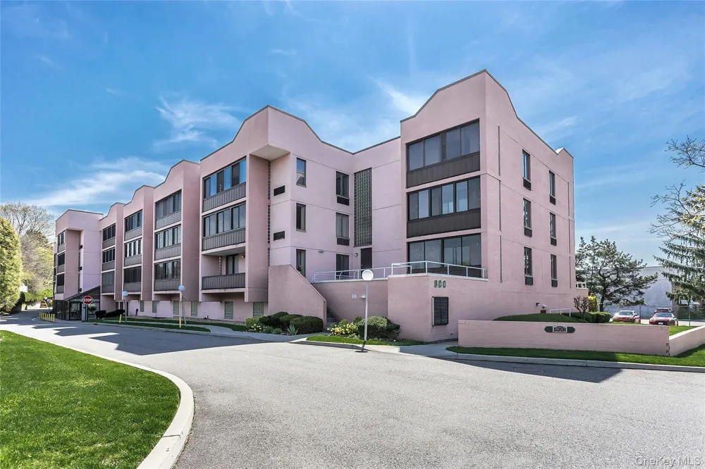 800 Willis Avenue #105 Albertson, NY 11507