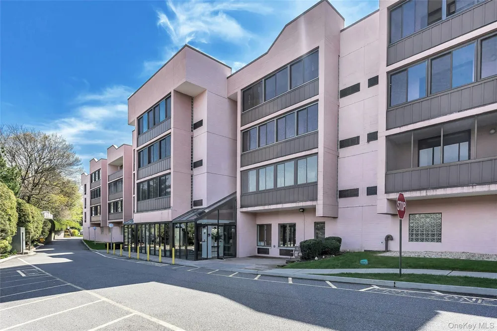 800 Willis Avenue #105 Albertson, NY 11507