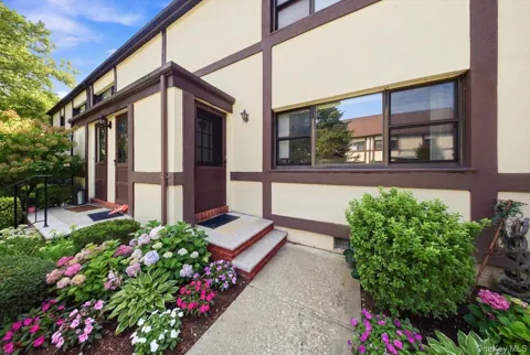 266 Cherry Valley Avenue #B1