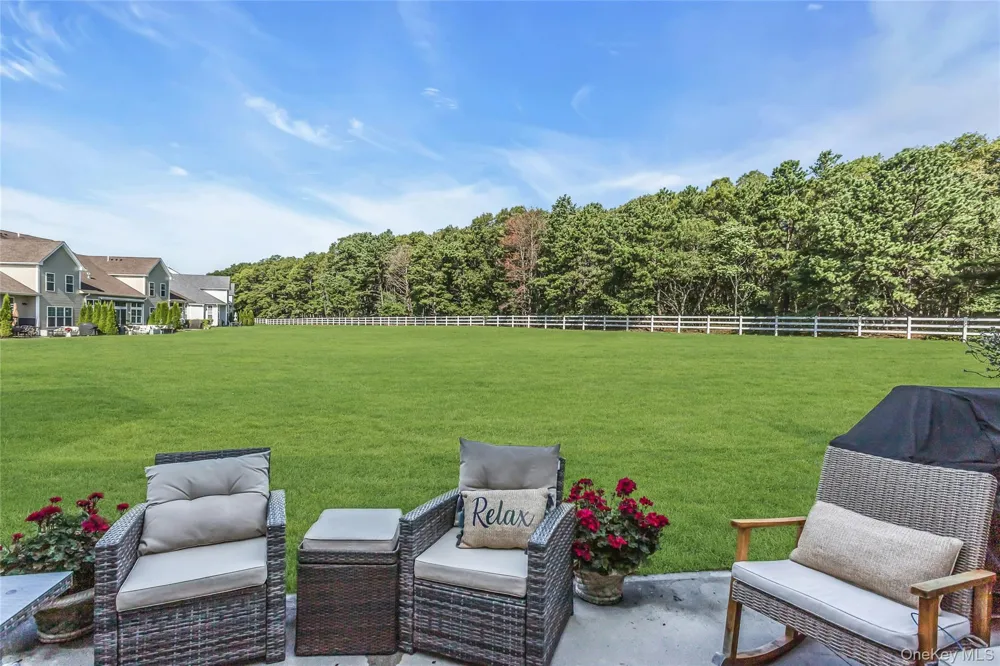 176 Towering Moon Lane Yaphank, NY 11980