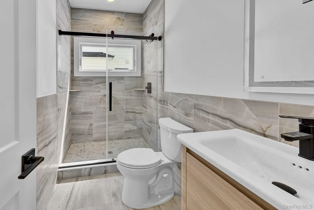 21 Cypress Avenue Bethpage, NY 11714