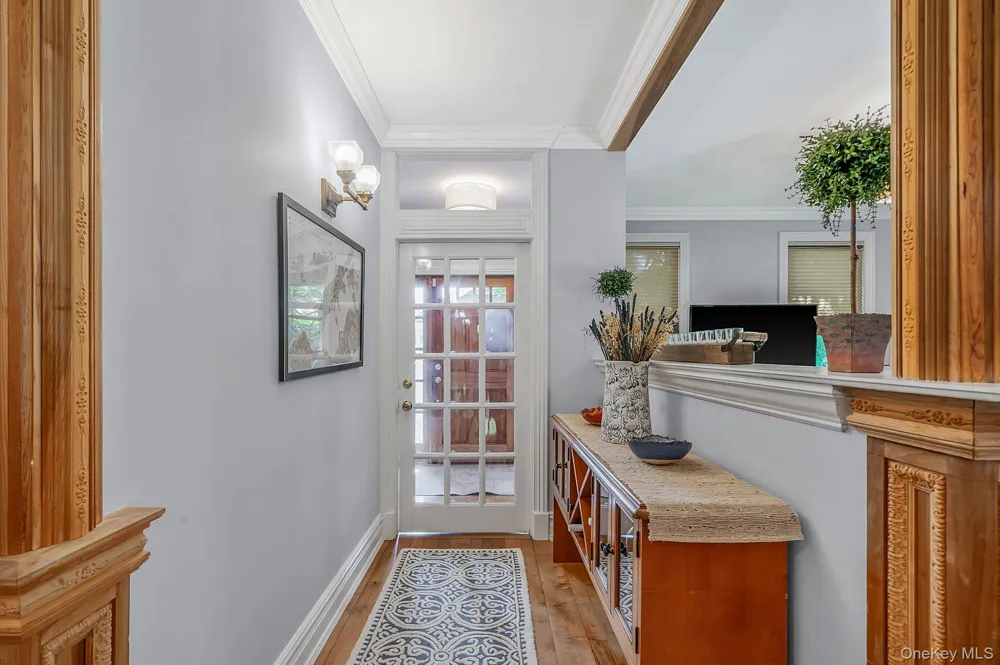 8 Jackson Avenue East Quogue, NY 11942