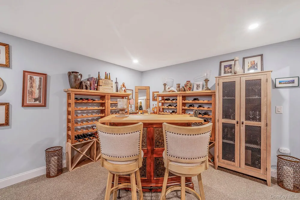 8 Jackson Avenue East Quogue, NY 11942