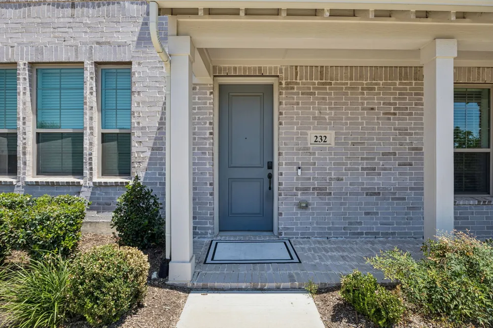232 Spring Hill Road Flower Mound, TX 75028