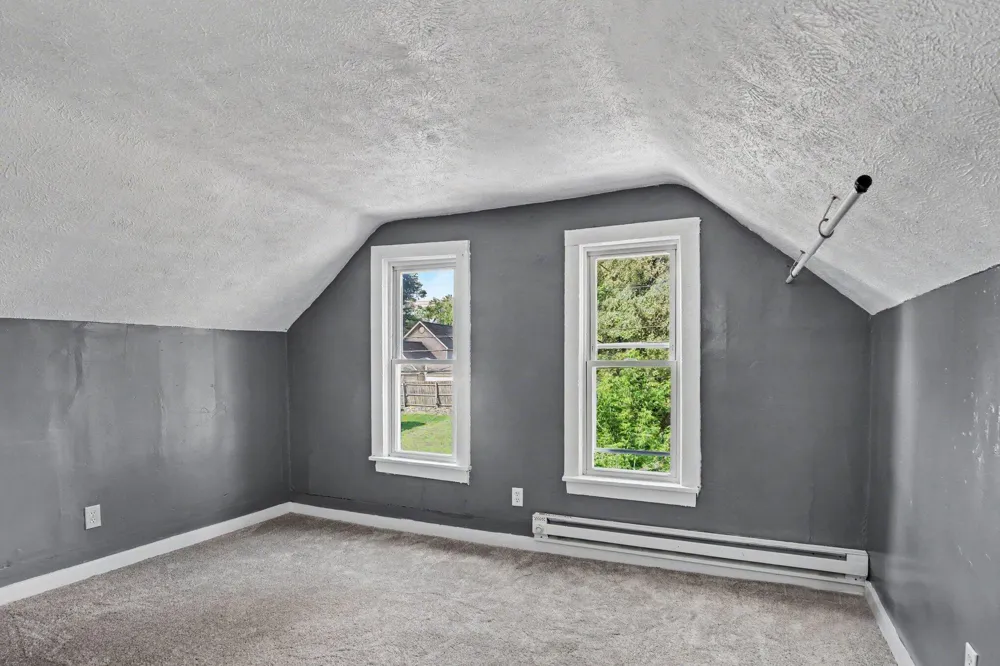40 Mack Avenue NE Grand Rapids, MI 49503