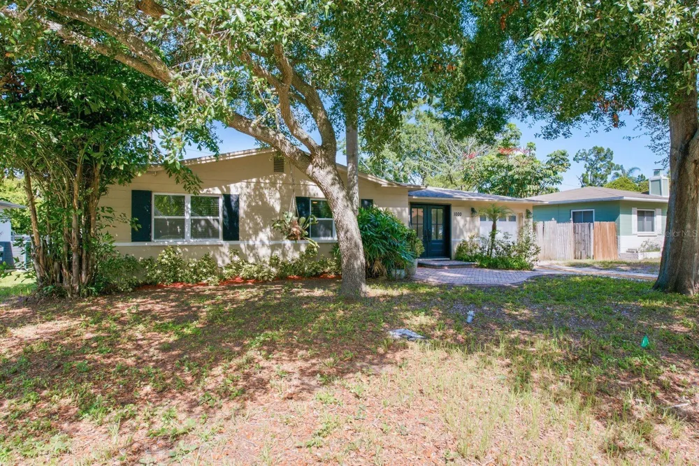 1000 S EVERGREEN AVENUE Clearwater, FL 33756