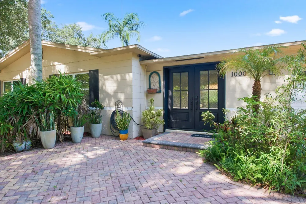 1000 S EVERGREEN AVENUE Clearwater, FL 33756