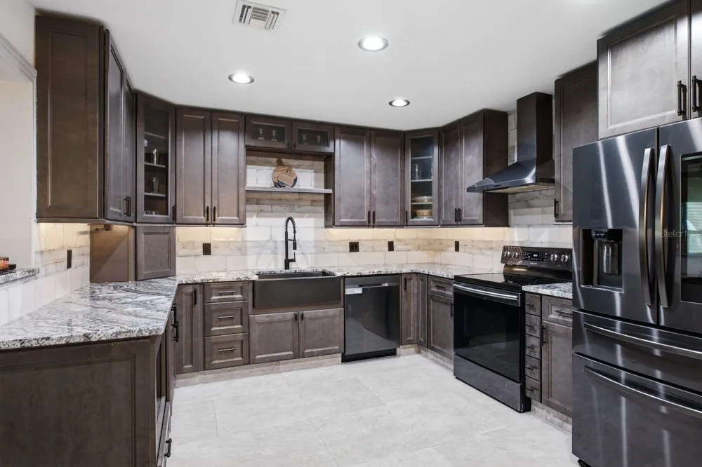 1000 S EVERGREEN AVENUE Clearwater, FL 33756