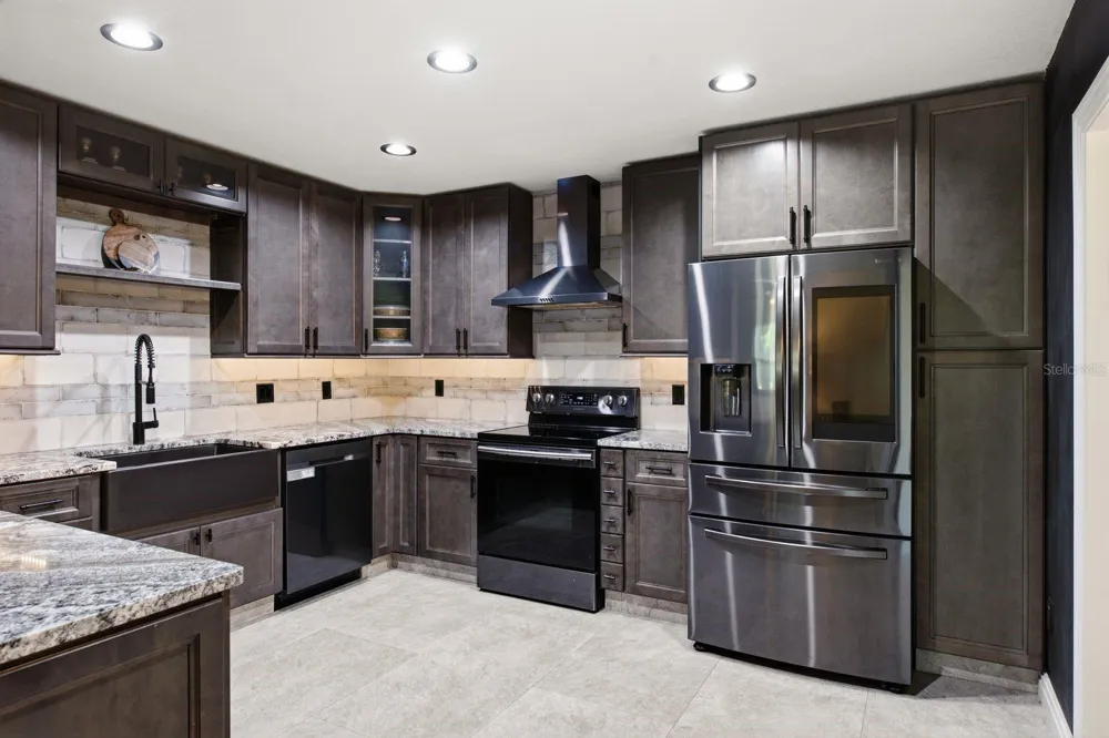 1000 S EVERGREEN AVENUE Clearwater, FL 33756