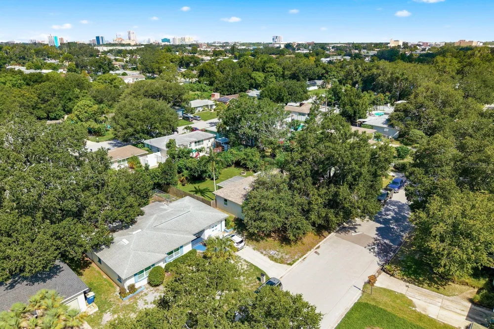 1000 S EVERGREEN AVENUE Clearwater, FL 33756