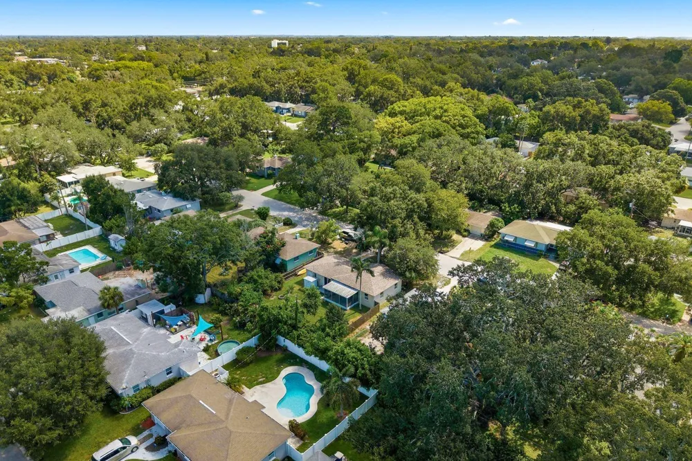 1000 S EVERGREEN AVENUE Clearwater, FL 33756