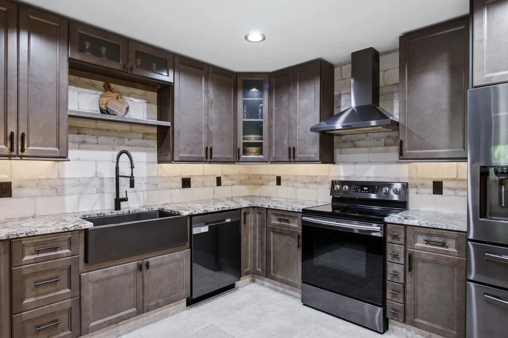 1000 S EVERGREEN AVENUE Clearwater, FL 33756