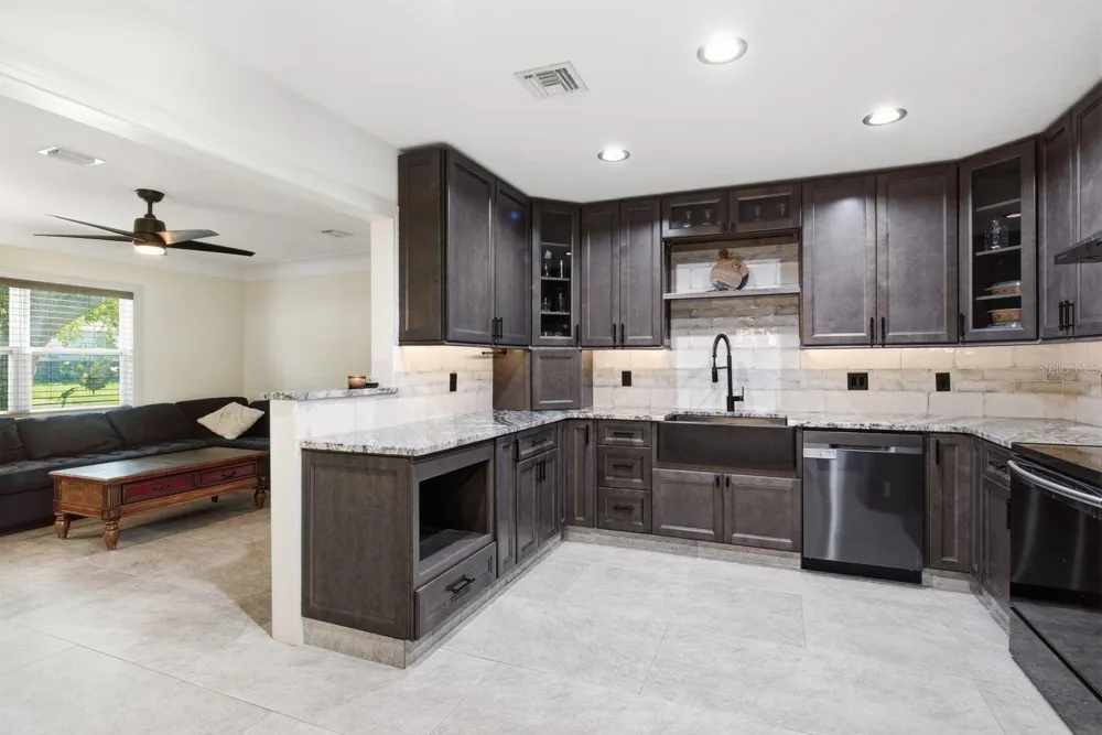 1000 S EVERGREEN AVENUE Clearwater, FL 33756