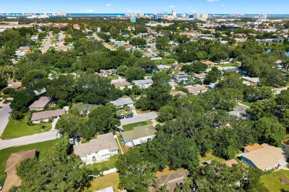1000 S EVERGREEN AVENUE Clearwater, FL 33756