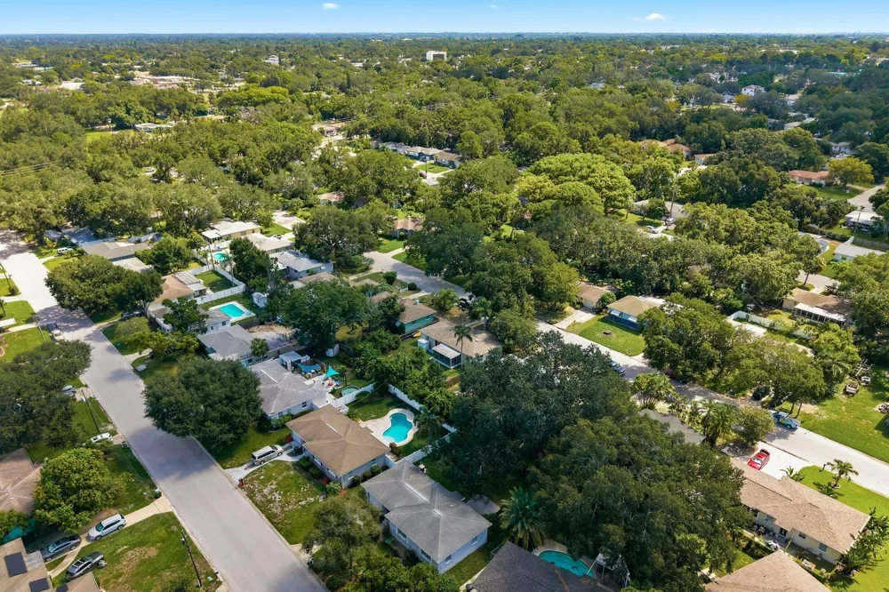 1000 S EVERGREEN AVENUE Clearwater, FL 33756