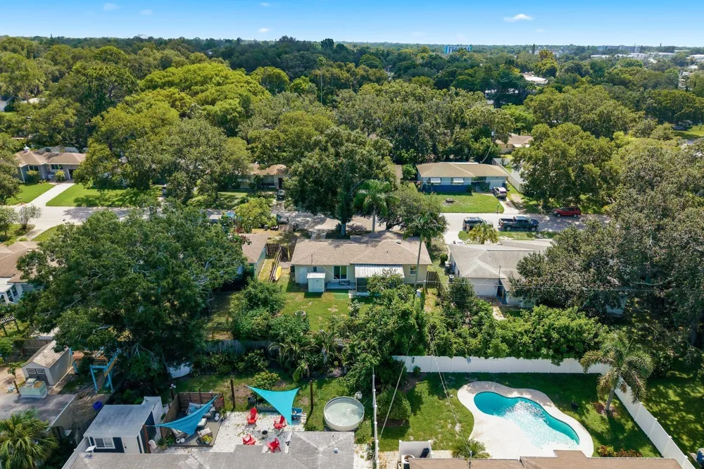 1000 S EVERGREEN AVENUE Clearwater, FL 33756