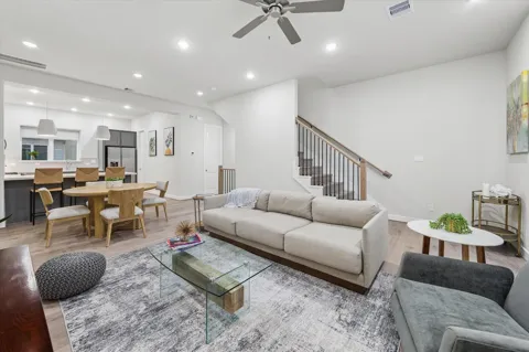 6332 Paddington Bend Drive