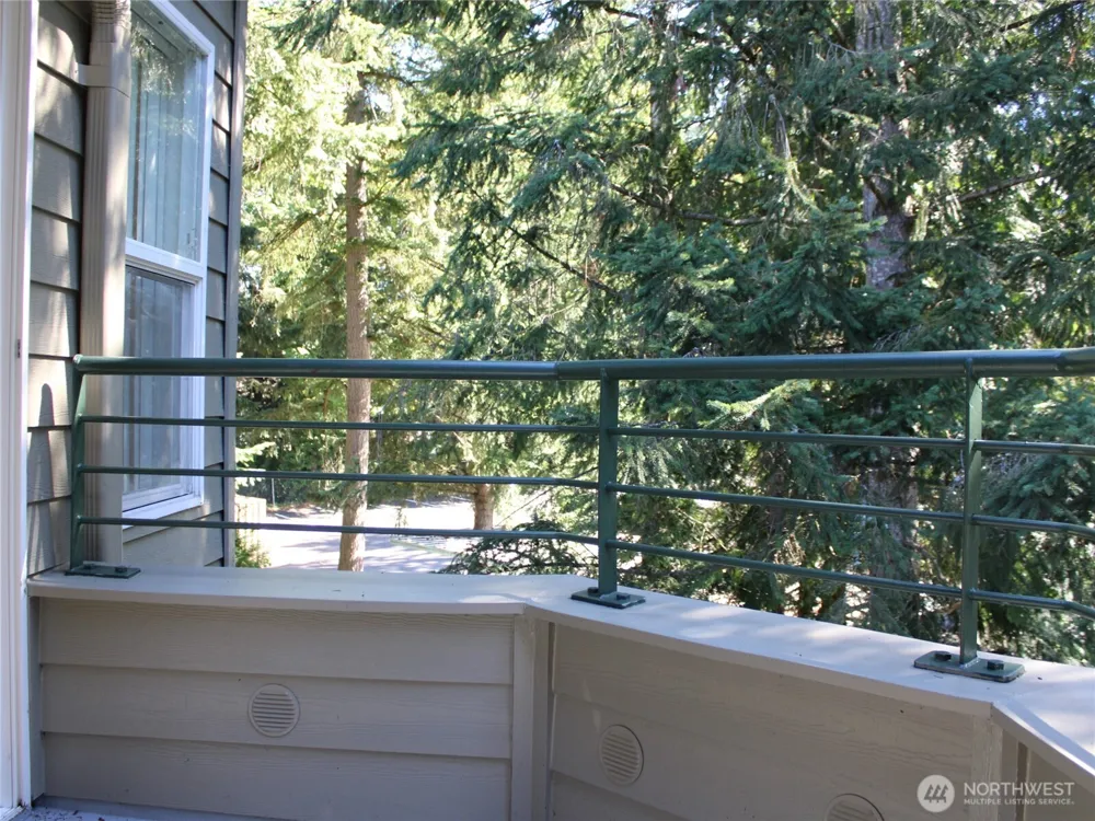 1822 152nd Avenue NE #E307 Bellevue, WA 98007