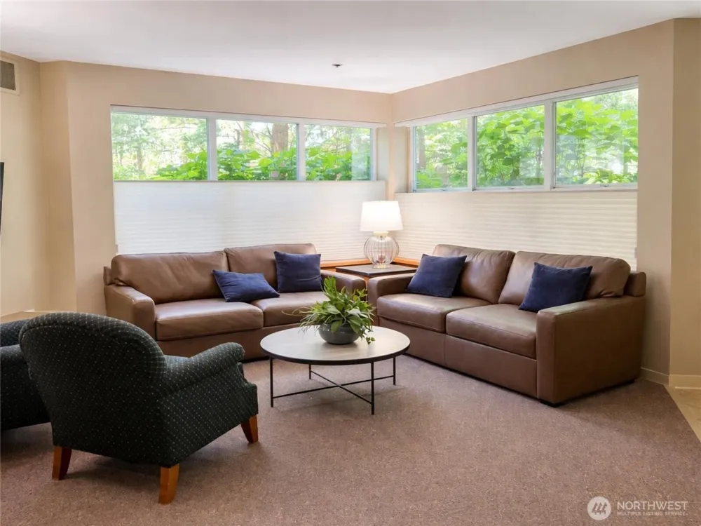 1822 152nd Avenue NE #E307 Bellevue, WA 98007
