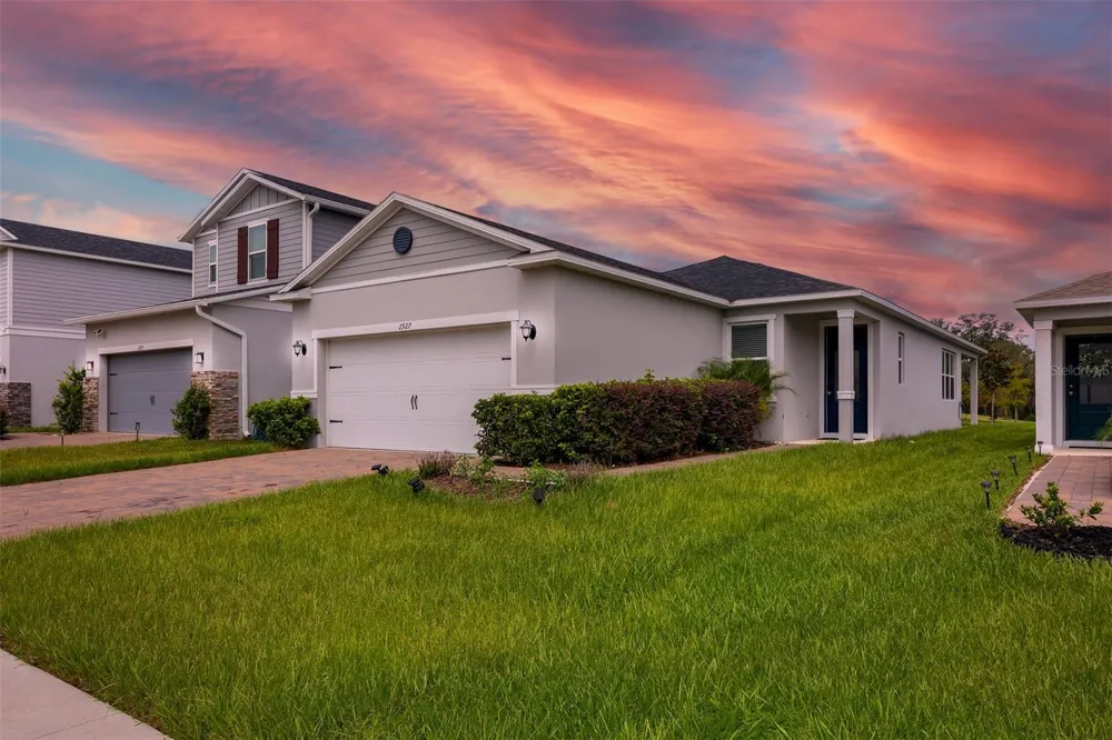 2927 SANCTUARY DRIVE Clermont, FL 34714