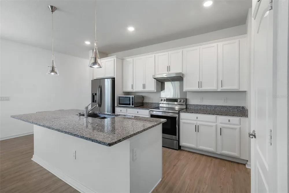 2927 SANCTUARY DRIVE Clermont, FL 34714