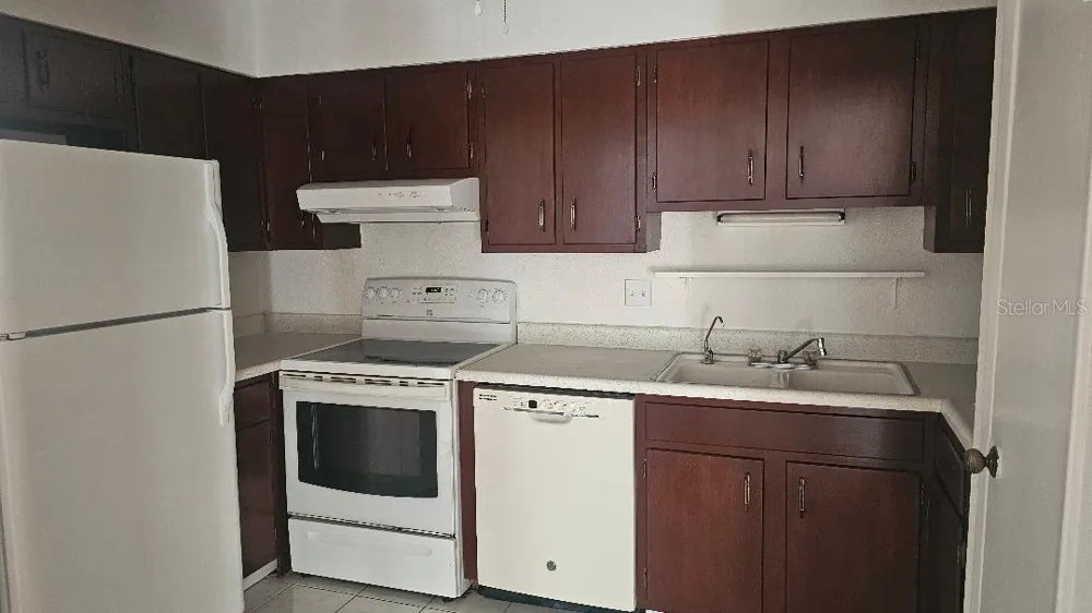 10365 PARADISE BOULEVARD #10 Treasure Island, FL 33706