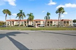10365 PARADISE BOULEVARD #10 Treasure Island, FL 33706