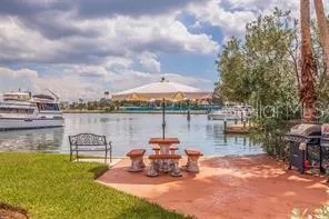 10365 PARADISE BOULEVARD #10 Treasure Island, FL 33706
