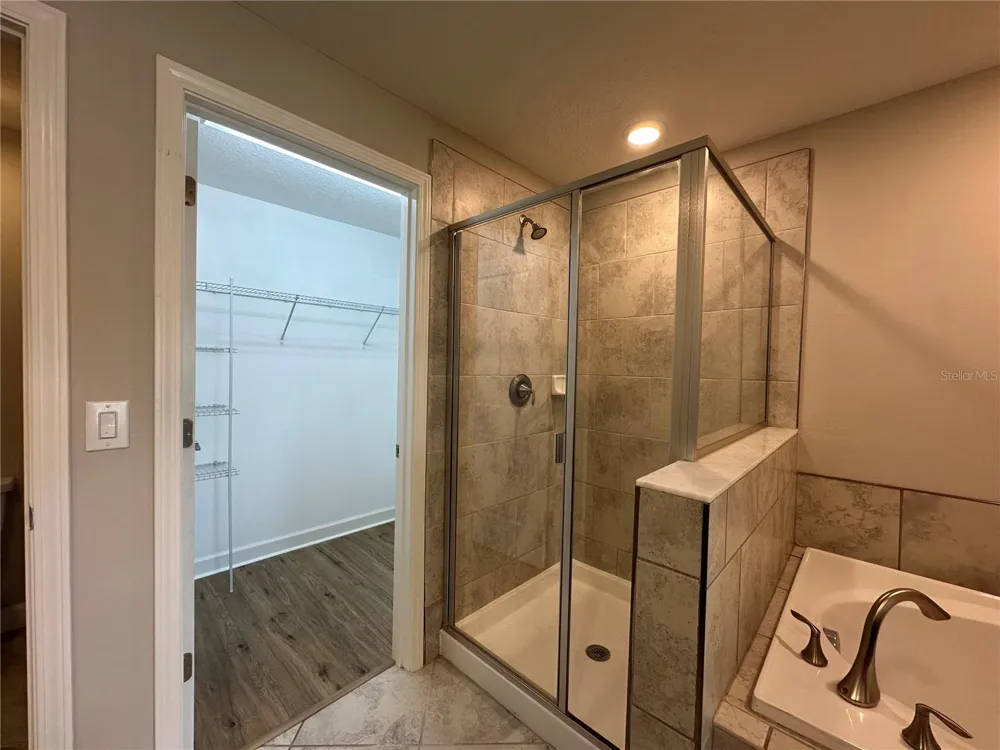 1389 WHITE FOX RUN Lutz, FL 33549