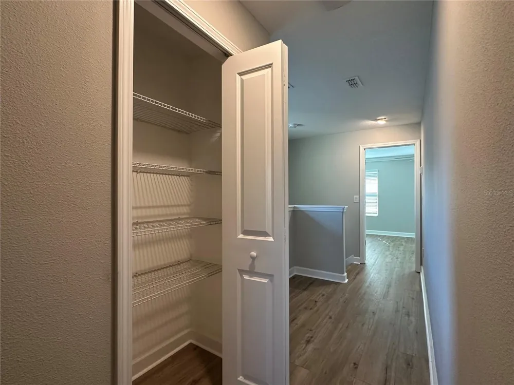 1389 WHITE FOX RUN Lutz, FL 33549