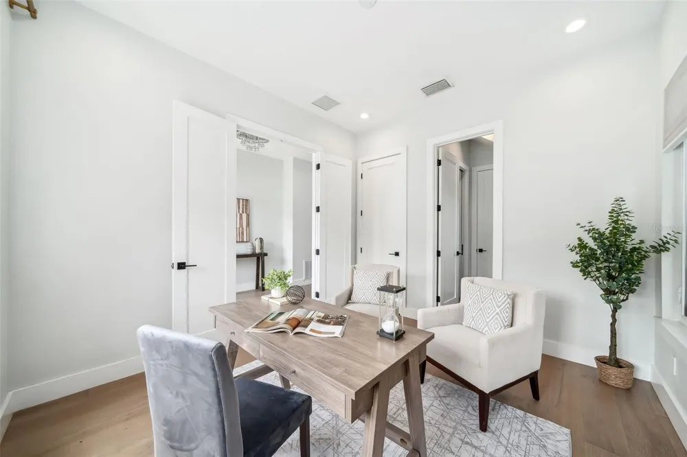2407 LAFAYETTE AVENUE Winter Park, FL 32789