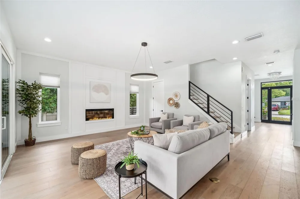 2407 LAFAYETTE AVENUE Winter Park, FL 32789