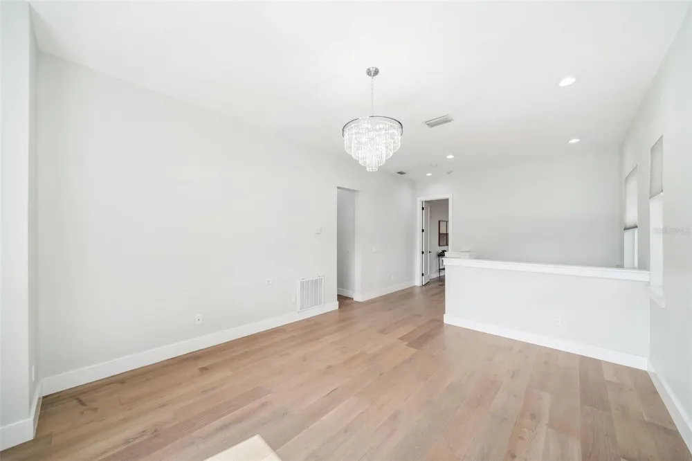 2407 LAFAYETTE AVENUE Winter Park, FL 32789