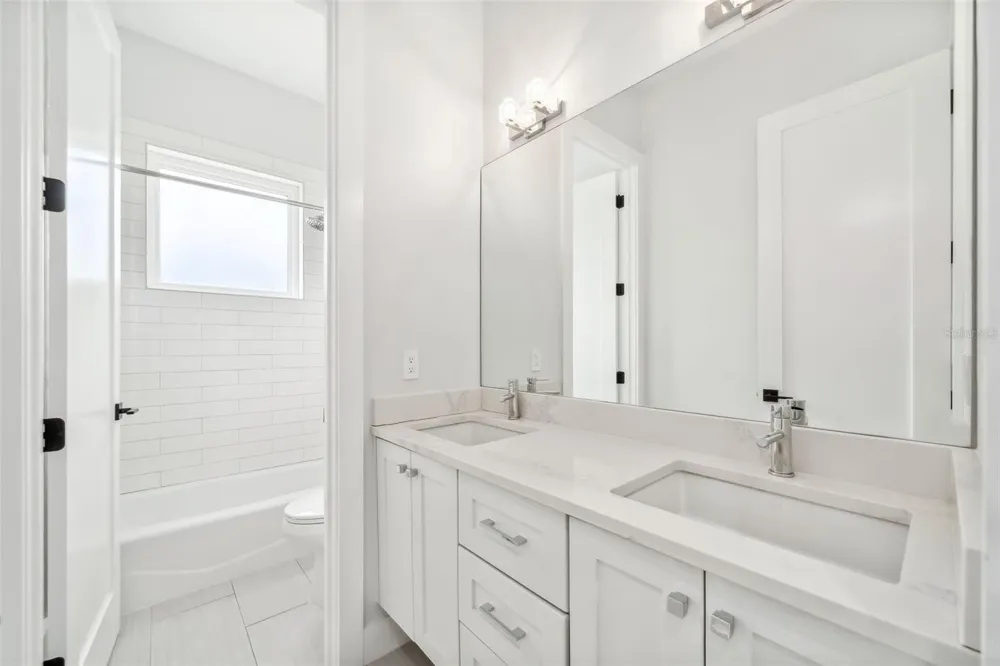 2407 LAFAYETTE AVENUE Winter Park, FL 32789