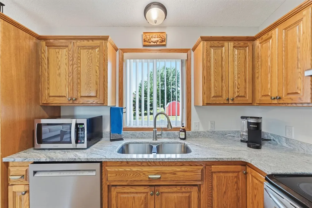 335 Country Side Lane Albany, MN 56307