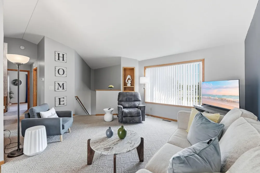 335 Country Side Lane Albany, MN 56307