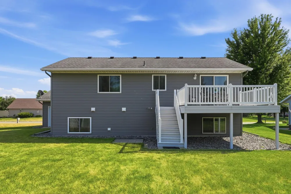 335 Country Side Lane Albany, MN 56307