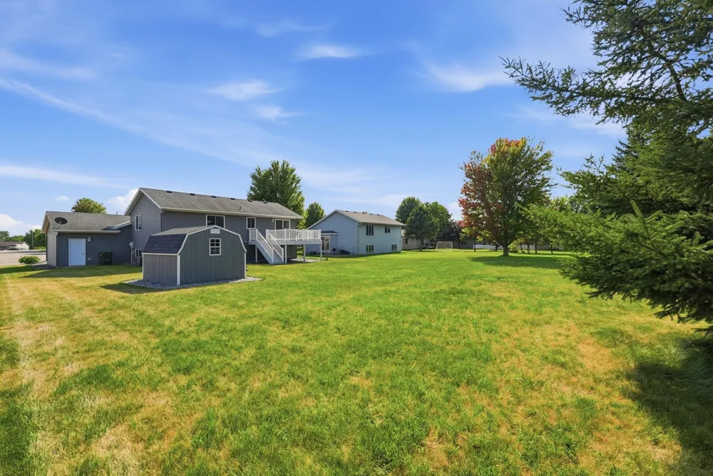 335 Country Side Lane Albany, MN 56307