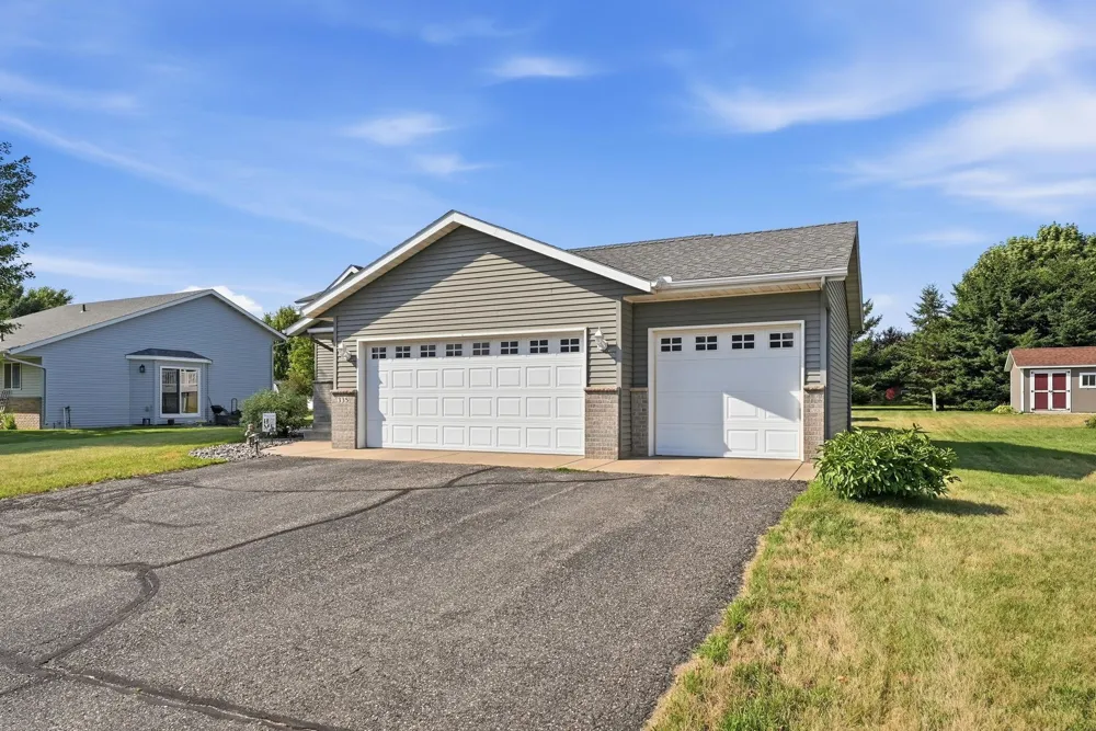 335 Country Side Lane Albany, MN 56307