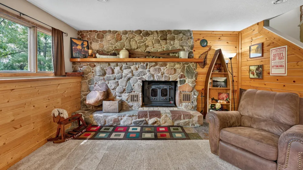 12702 Eastwick Lane Pine City, MN 55063