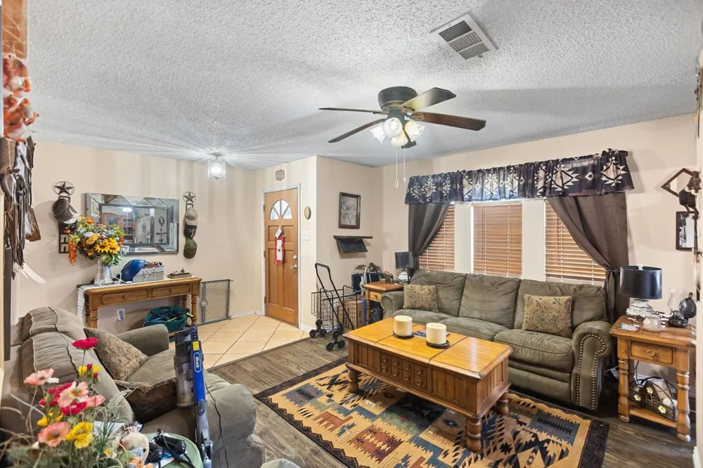 2610 Vistaview Drive Corinth, TX 76210