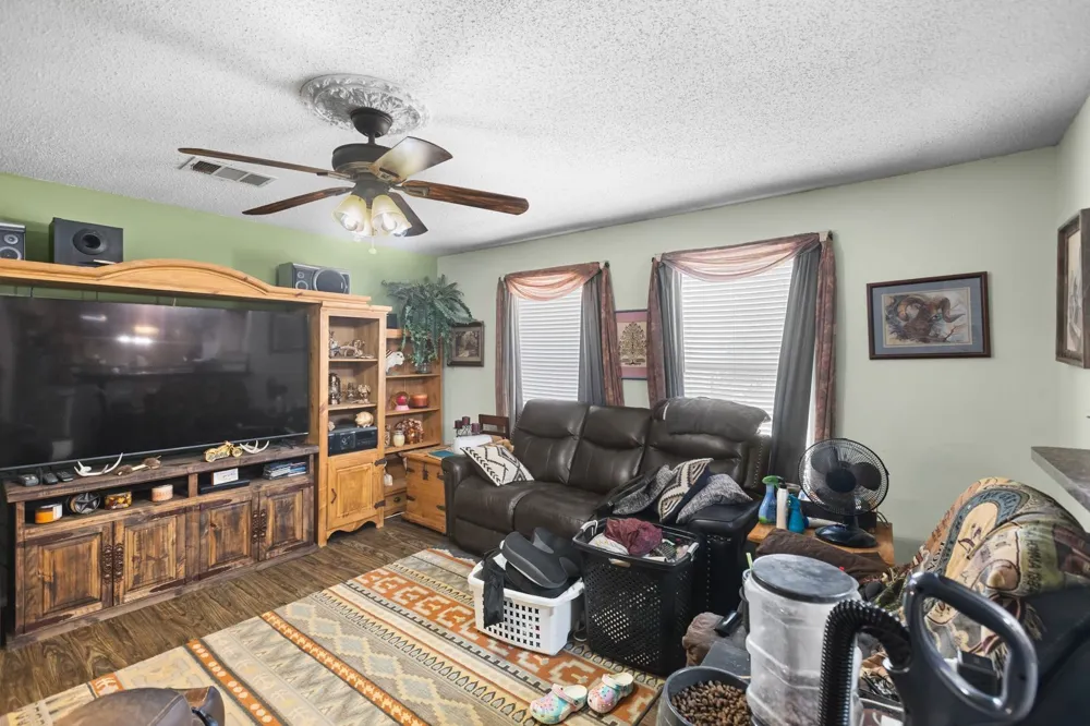 2610 Vistaview Drive Corinth, TX 76210