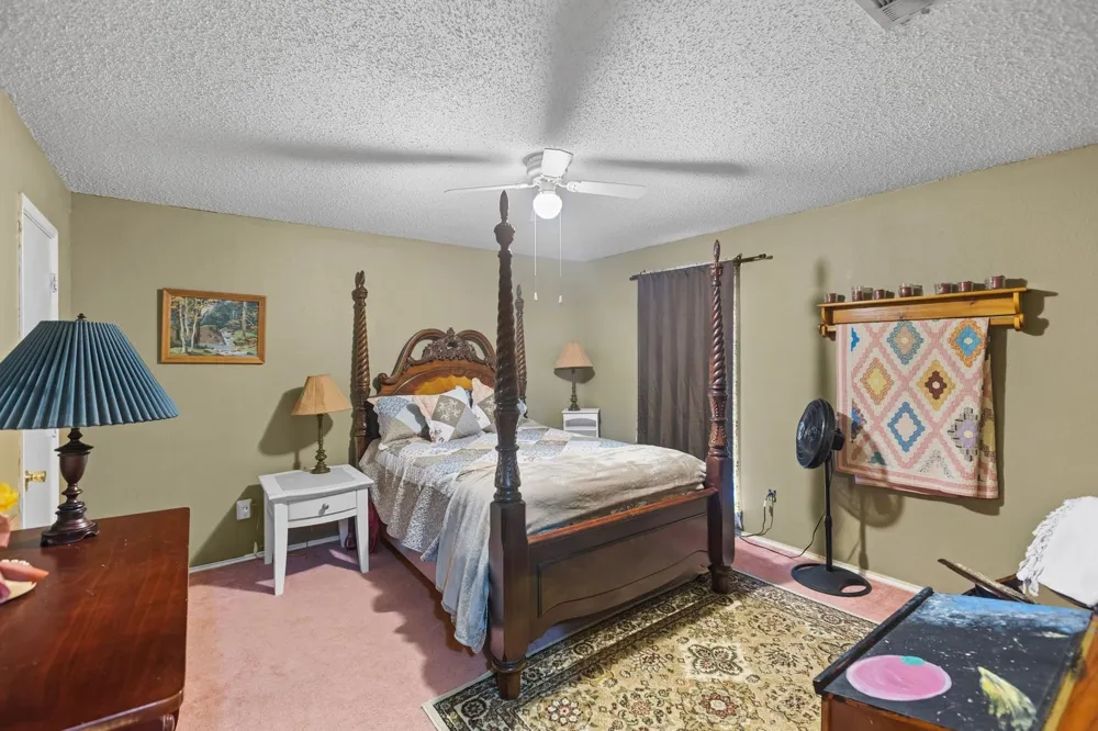 2610 Vistaview Drive Corinth, TX 76210