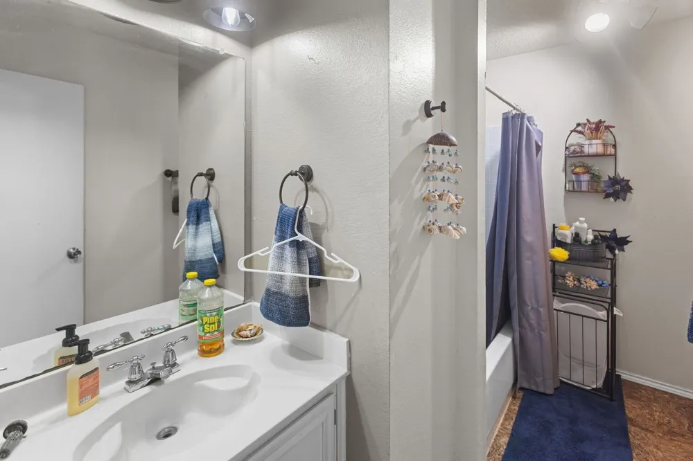 2610 Vistaview Drive Corinth, TX 76210