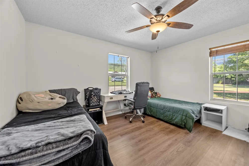 701 2nd Street Cranfills Gap, TX 76637