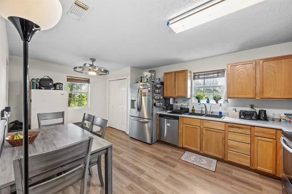 701 2nd Street Cranfills Gap, TX 76637