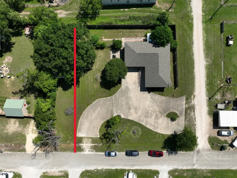 701 2nd Street Cranfills Gap, TX 76637