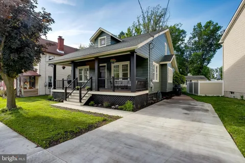 2004 BEVERLY ROAD